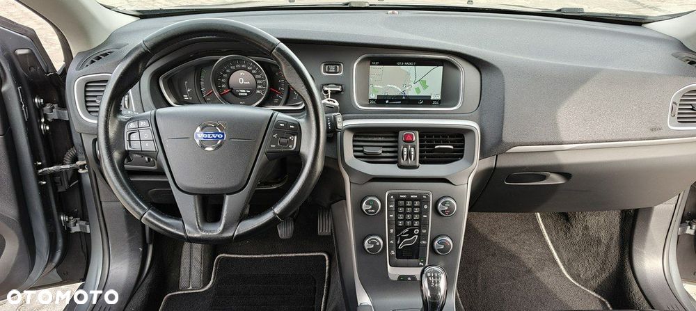 Volvo V40 D2 Kinetic - 8