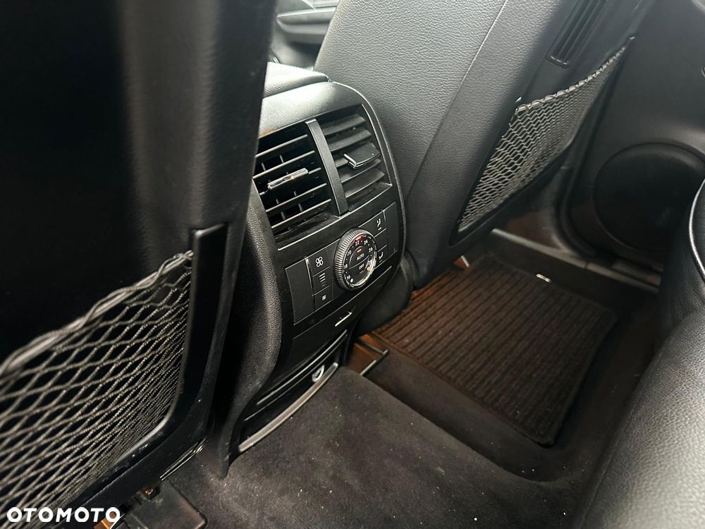 Mercedes-Benz GL 450 CDI DPF 4Matic 7G-TRONIC - 33