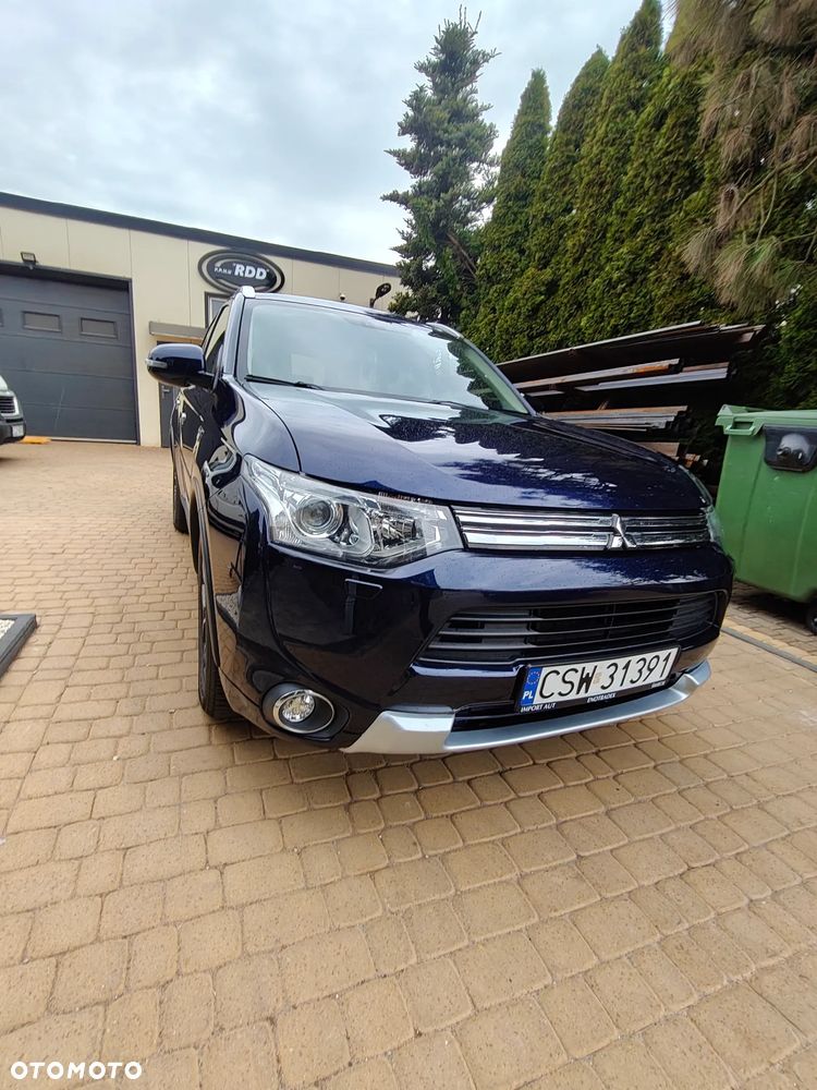 Mitsubishi Outlander - 5