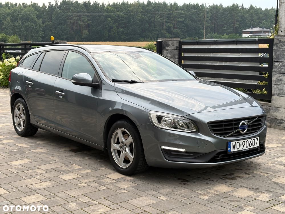 Volvo V60 D2 Drive-E Momentum - 5