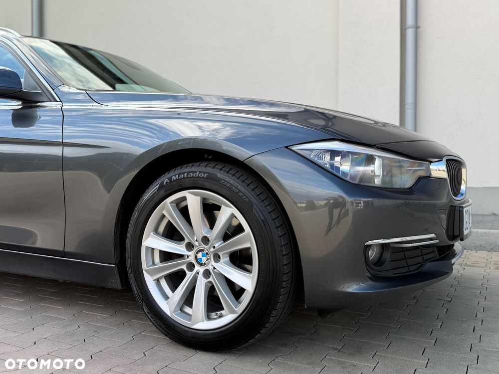 BMW Seria 3 320d Luxury Line - 7