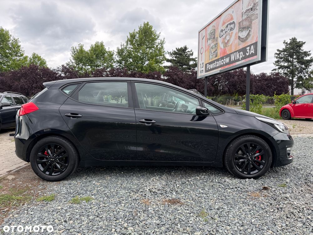Kia Ceed 1.4 L - 24