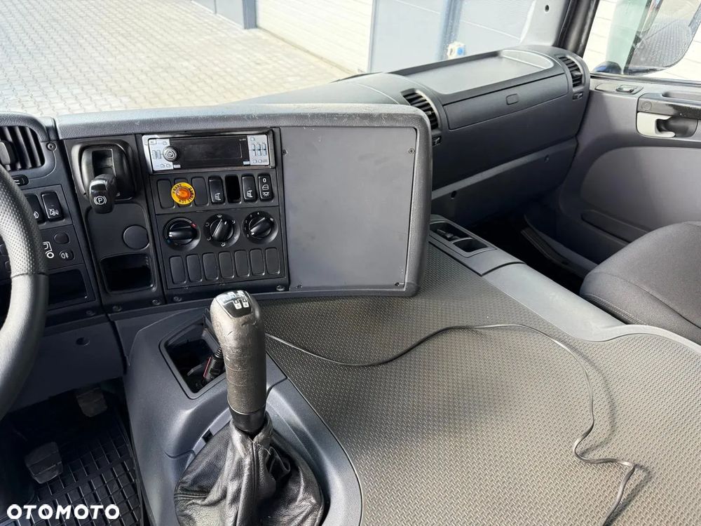 Scania Scania Scania P R 270 / 6x2 / 6x4 / wywrotka 3-S + HDS / stare tacho / żuraw , dzwig , kran , Krane - 30