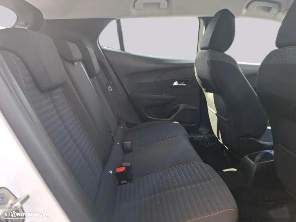 Peugeot 2008 - 6