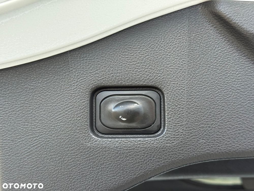 Ford Mondeo 2.0 EcoBlue Titanium - 16