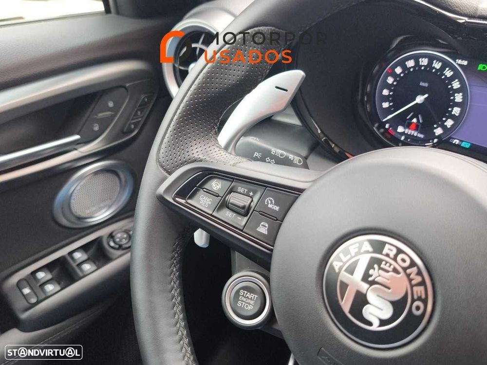 Alfa Romeo Tonale 1.5 Hybrid Edizione Speciale - 19