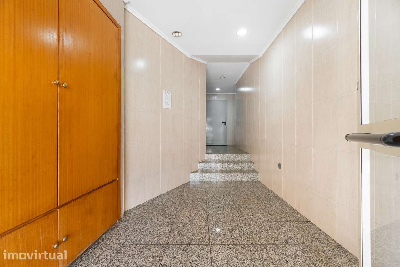 Apartamento t2 à venda na Rua Associação Recreativa de Francelos, 220 - Grande imagem: 2/21