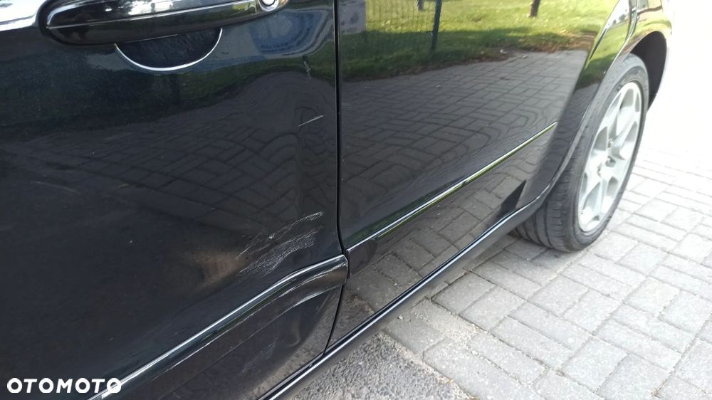 Ford Galaxy - 9