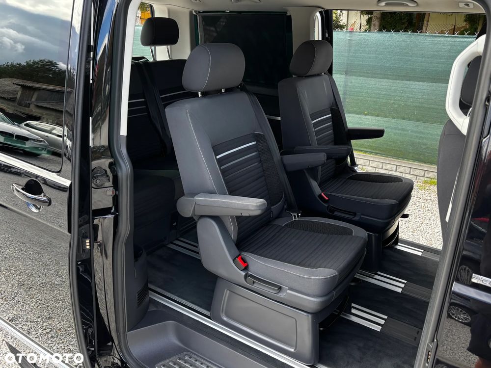 Volkswagen Multivan - 24