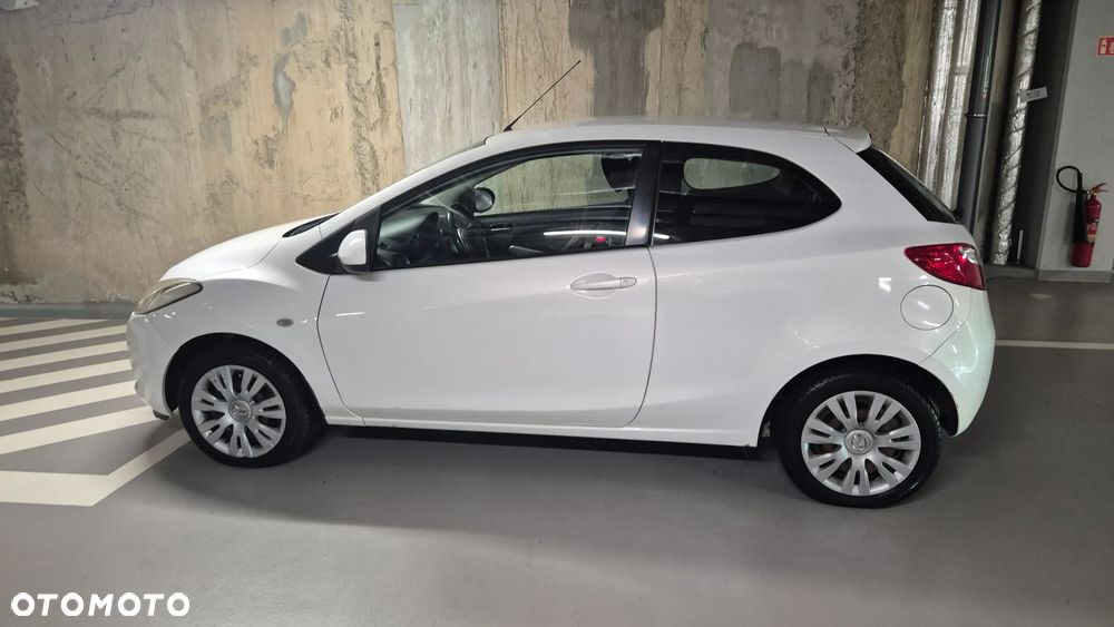 Mazda 2 - 7