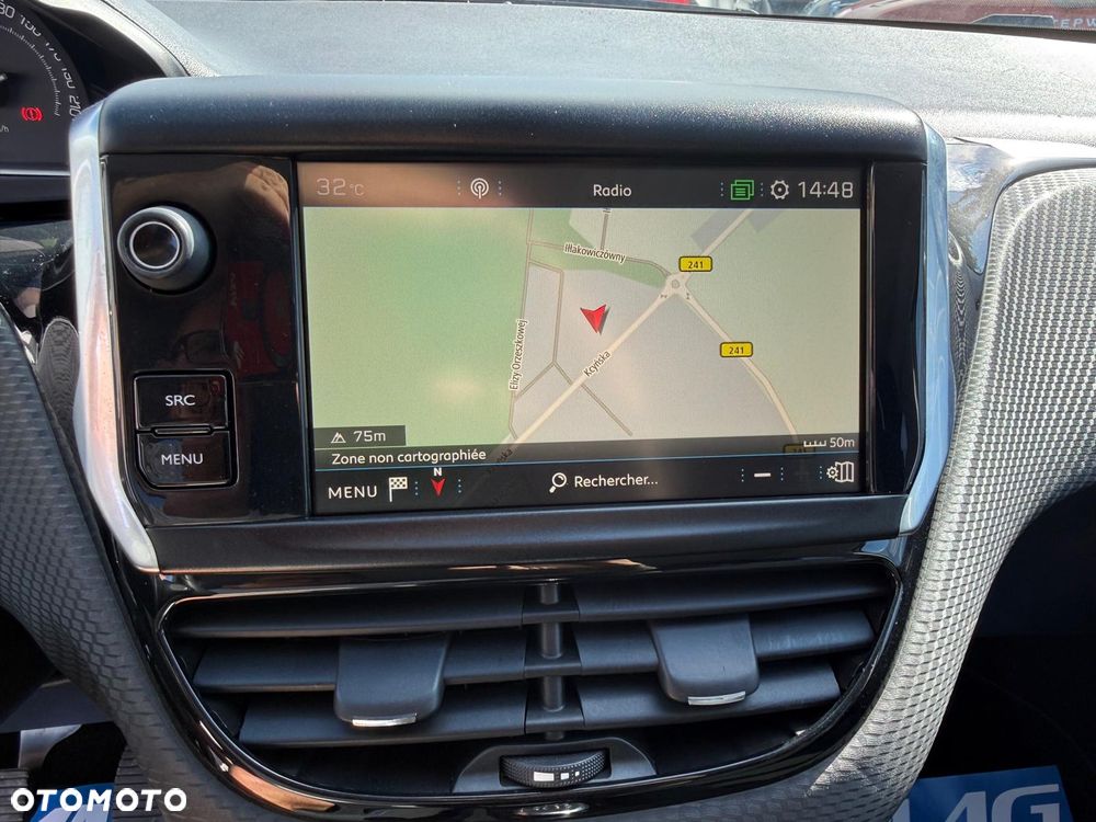 Peugeot 2008 1.2 Pure Tech Active S&S - 25