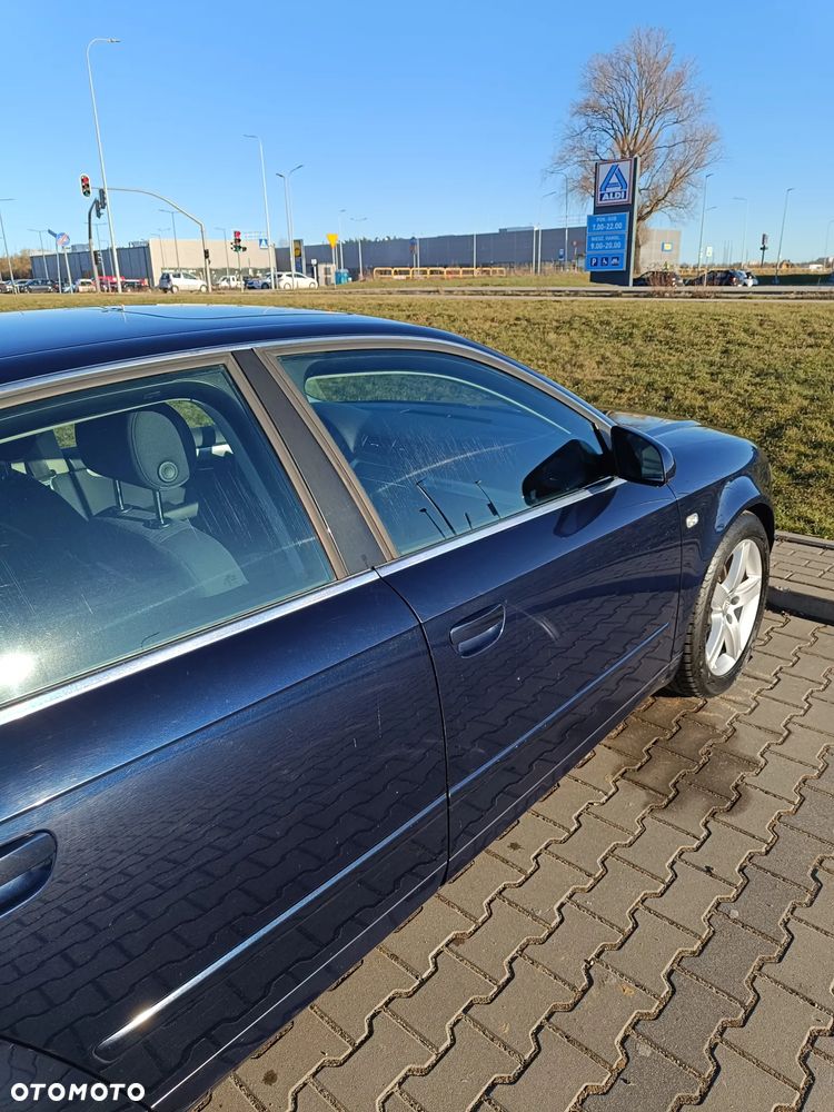 Audi A4 Limousine 1.8 T quattro - 5