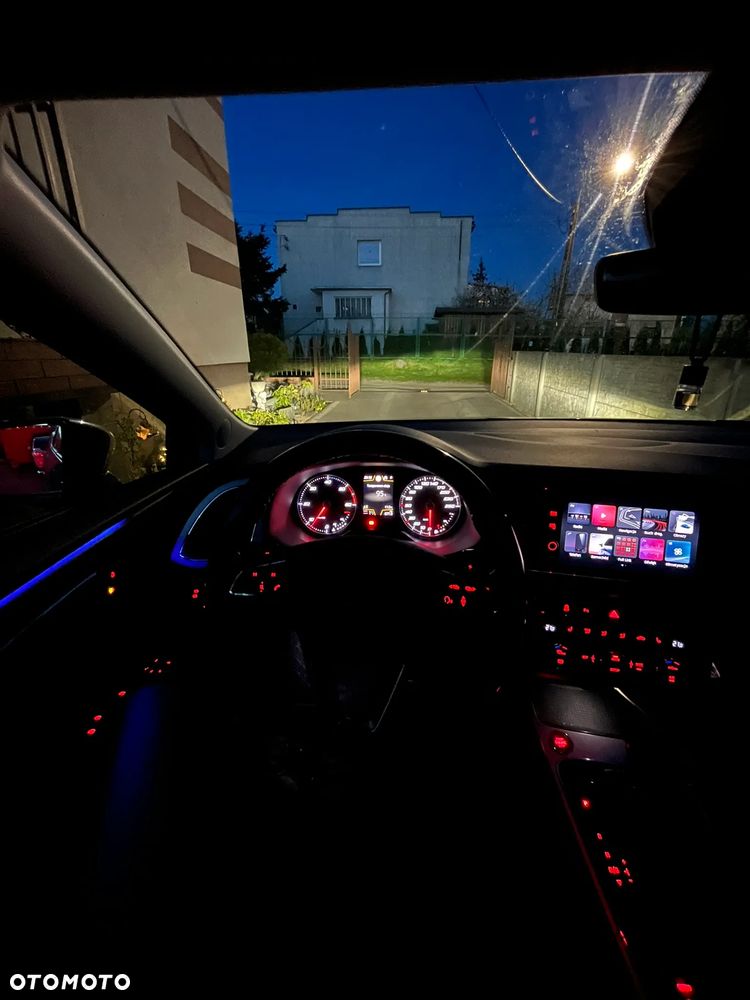 Seat Leon 2.0 TDI DPF Start&Stop DSG XCELLENCE - 9