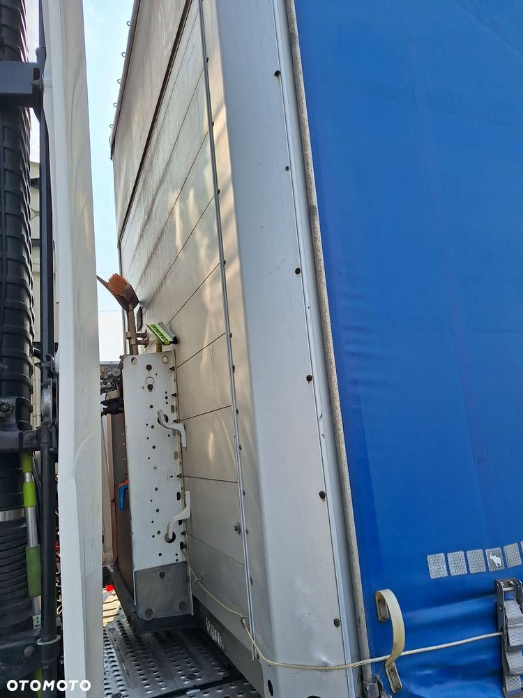 Schmitz Cargobull SCB S3T - 11