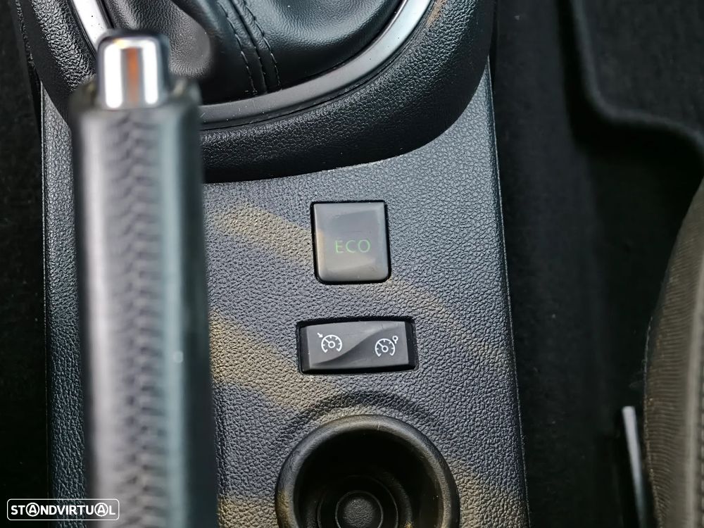 Renault Captur 0.9 TCE Exclusive - 28