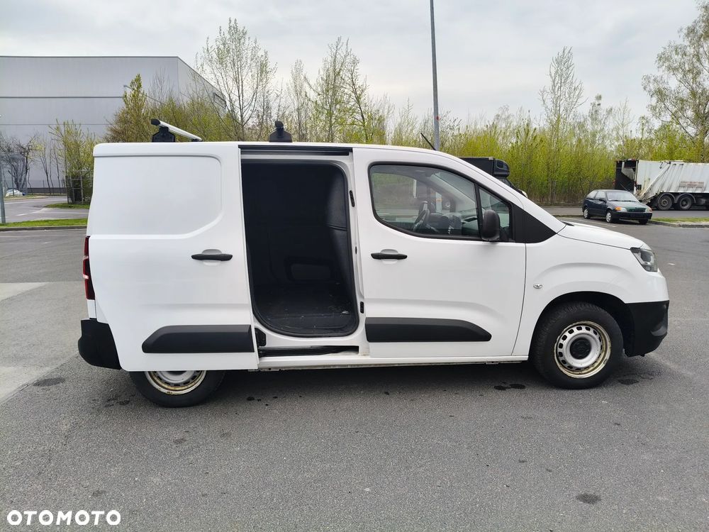 Toyota Proace City - 11