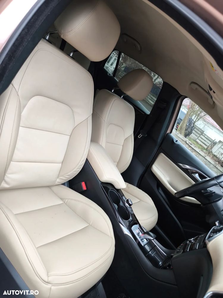 Infiniti Q30 2.2d DCT AWD Sport Tech - 17