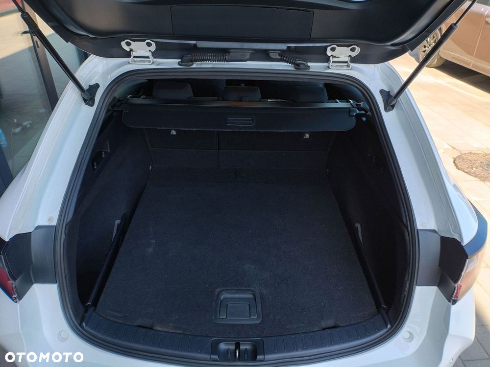 Toyota Corolla 1.8 Hybrid GPF Active - 17