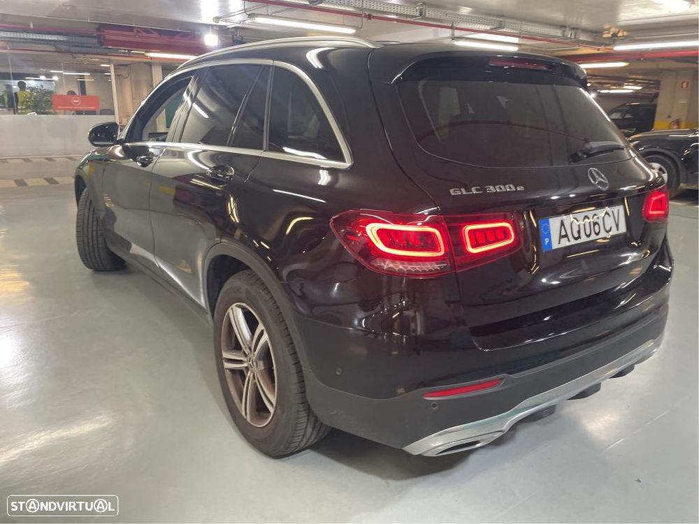 Mercedes-Benz GLC 300 e 4Matic - 2
