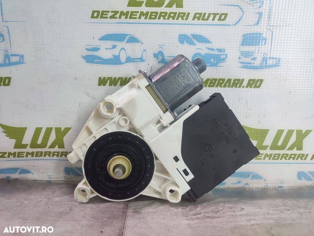 Motoras geam dreapta fata 5n0959702d Volkswagen VW Tiguan 1 5N [2007 - 1