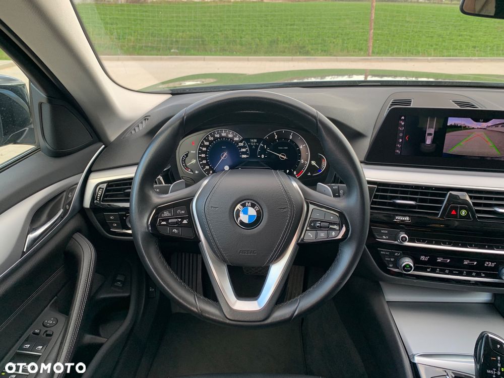 BMW Seria 5 - 25