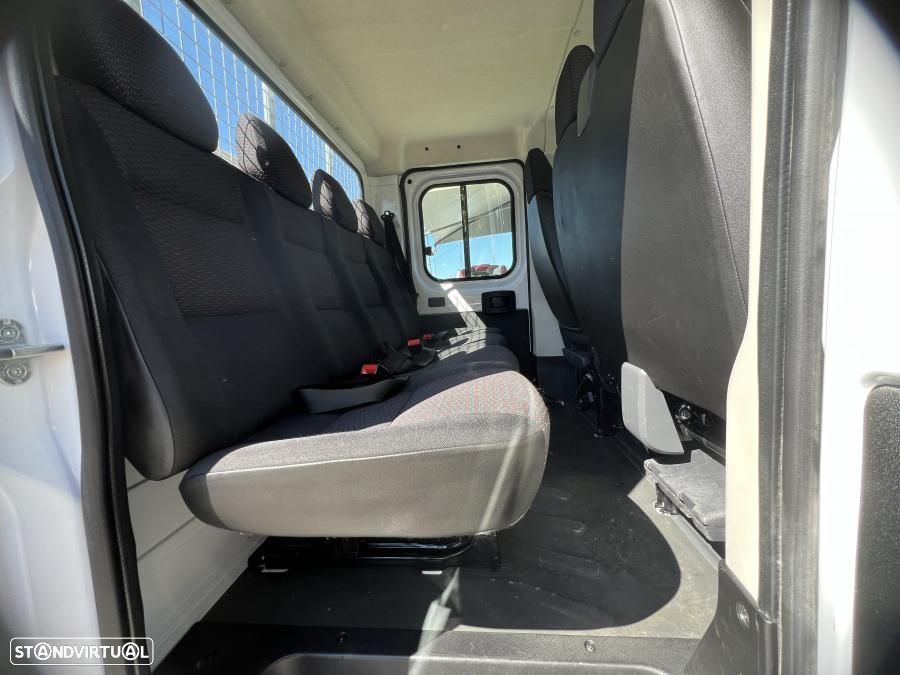 Peugeot Boxer Chassis-Cabina 2.2 BlueHdi 335 L3 CD - 19