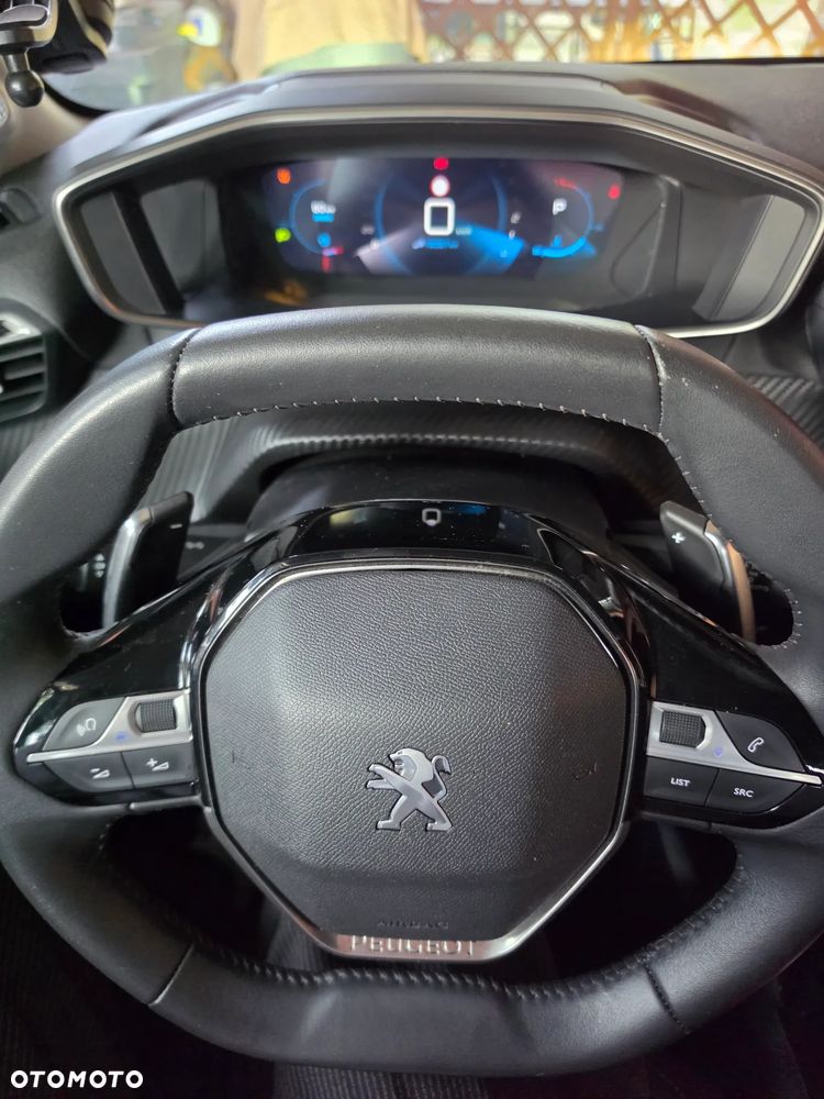 Peugeot 208 - 3
