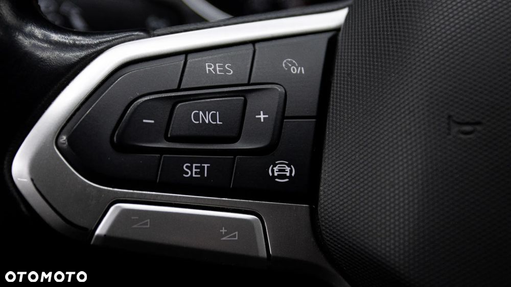 Volkswagen Passat Variant 1.5 TSI EVO Essence - 14