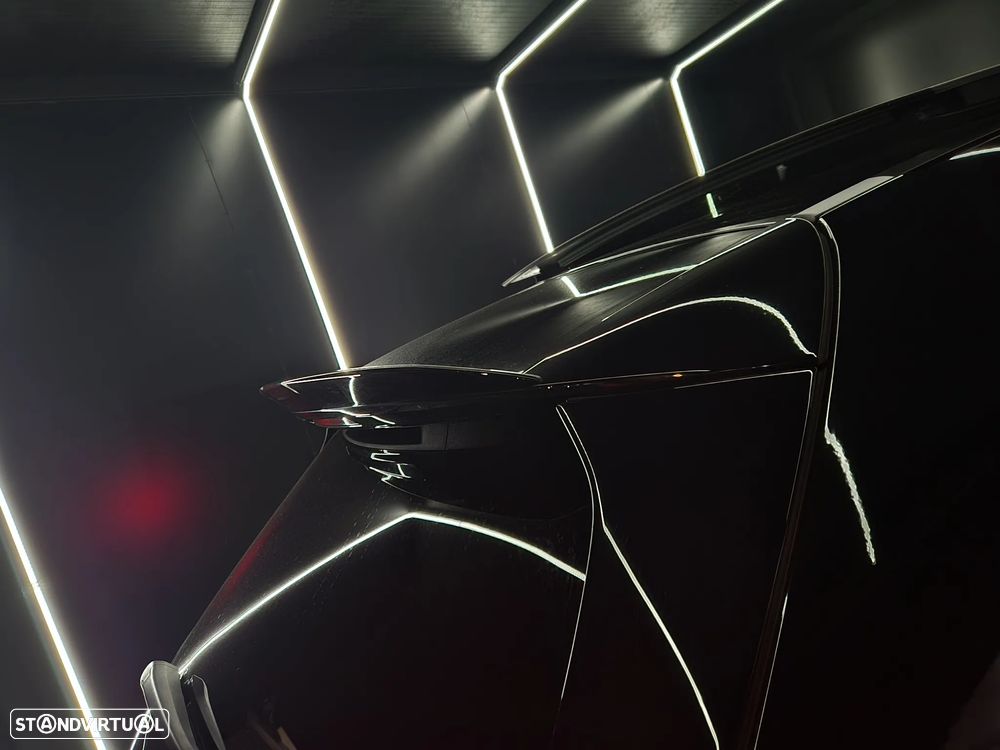 Mercedes-Benz A 250 e AMG Line - 32