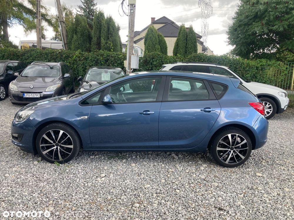 Opel Astra - 4