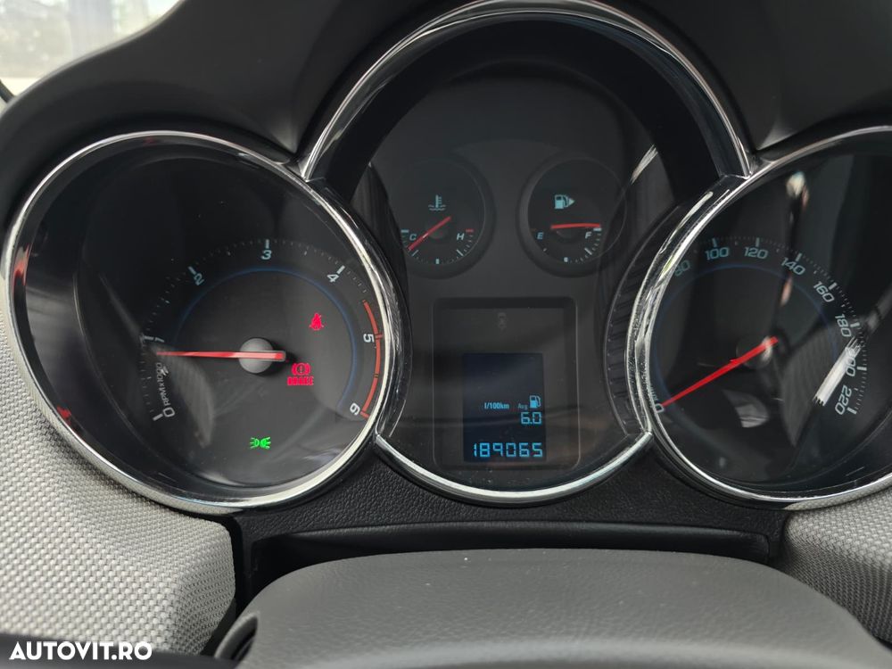 Chevrolet Cruze 2.0 LS Plus G1 - 13