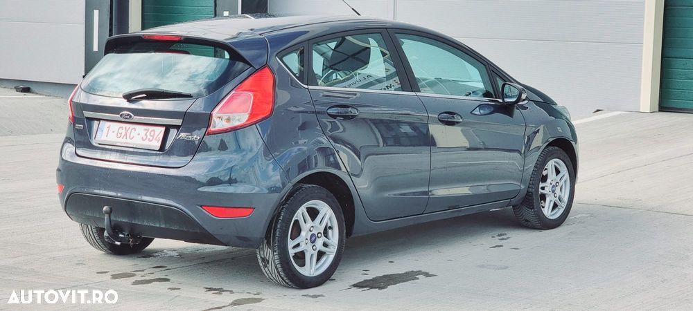 Ford Fiesta 1.5 TDCi Ambiente - 4