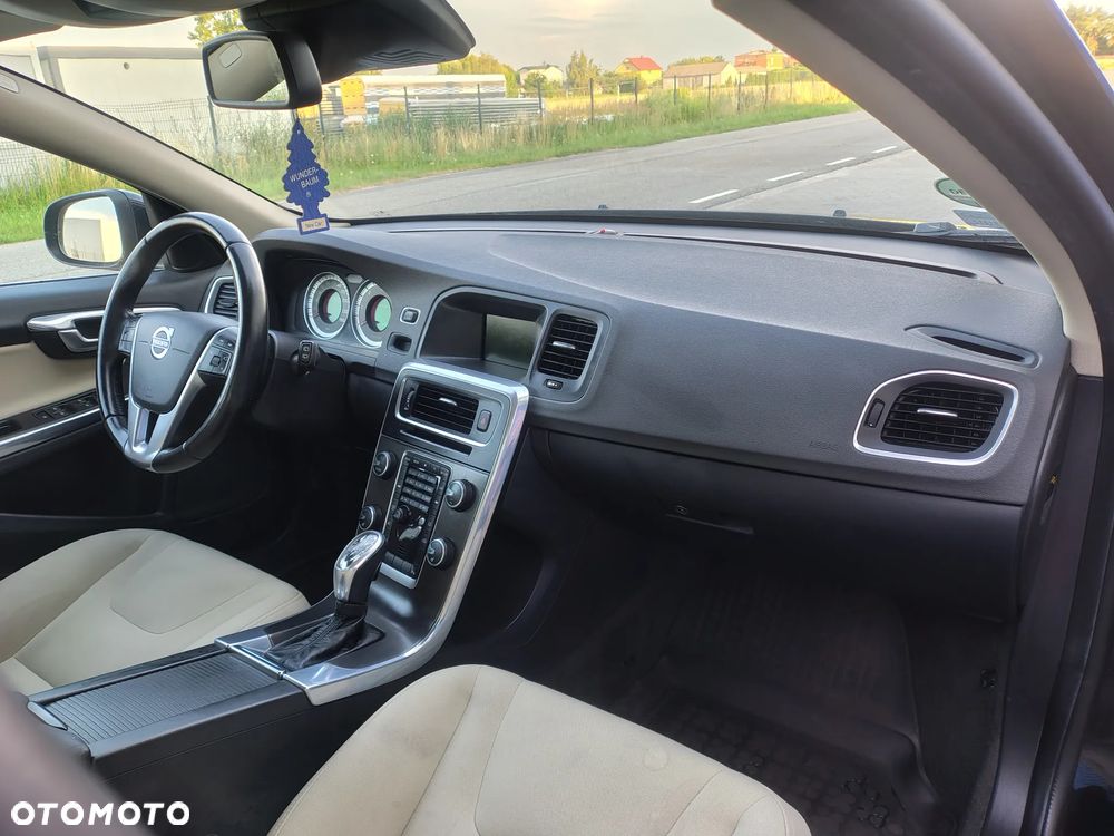 Volvo V60 - 20