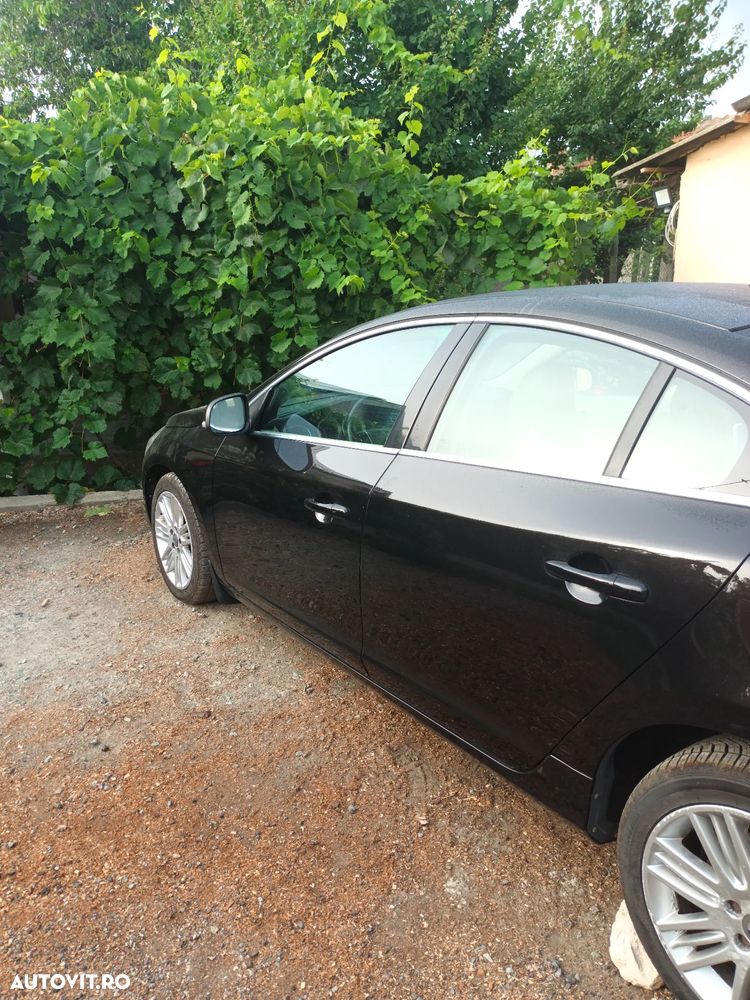 Volvo S60 - 3