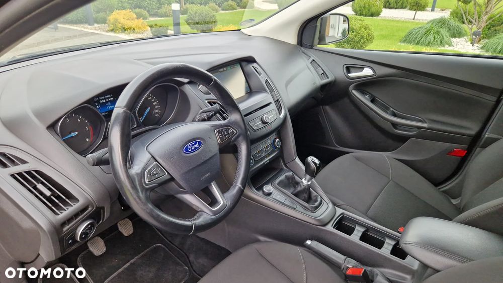 Ford Focus Turnier 1.6 TDCi DPF Titanium - 18