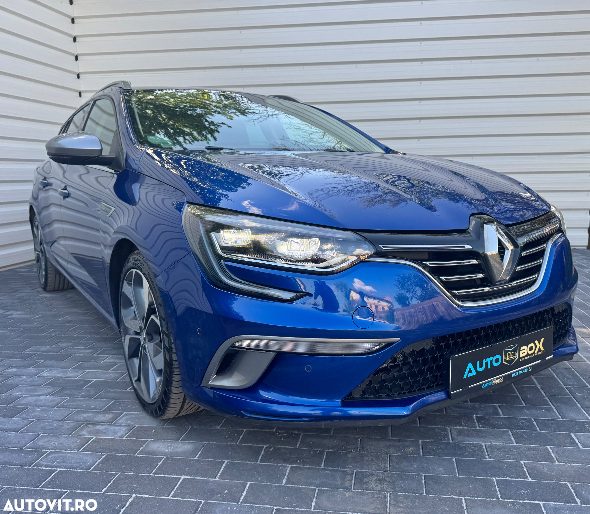 Renault Megane ENERGY dCi 130 GT LINE - 17