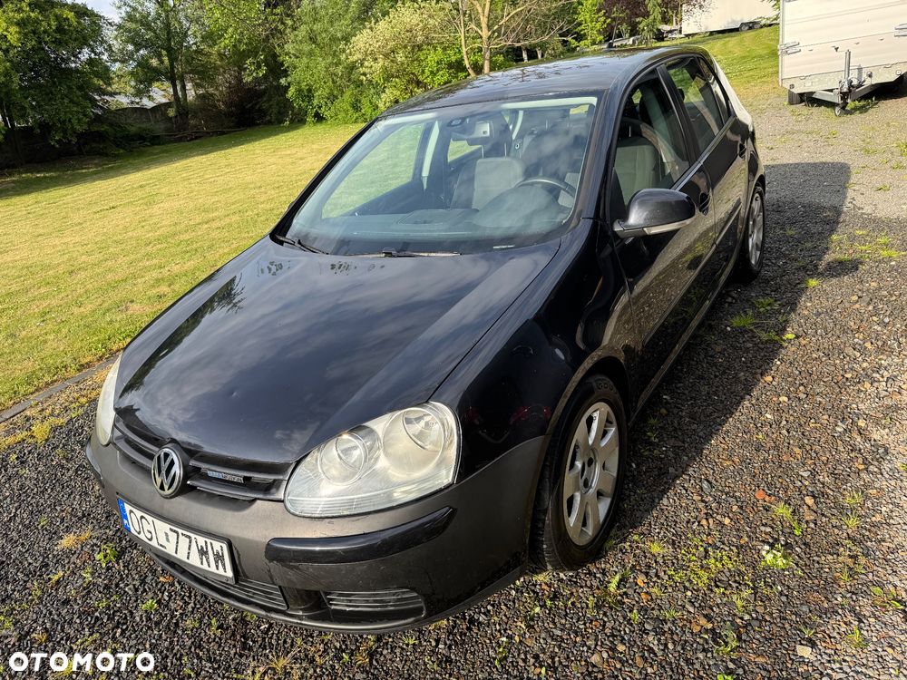 Volkswagen Golf 1.9 TDI DPF Edition BlueMotion - 2
