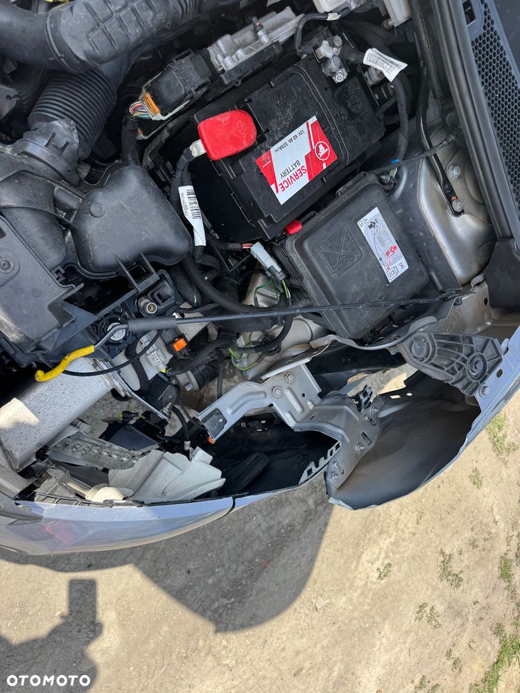 Peugeot 2008 BlueHDi 100 STOP & START Active - 33