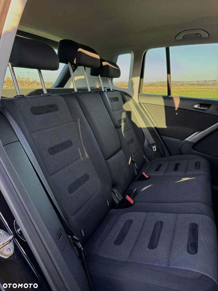 Volkswagen Tiguan - 20