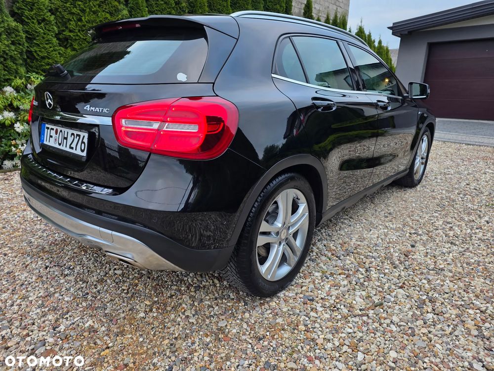 Mercedes-Benz GLA 200 (CDI) d 4Matic 7G-DCT AMG Line - 14