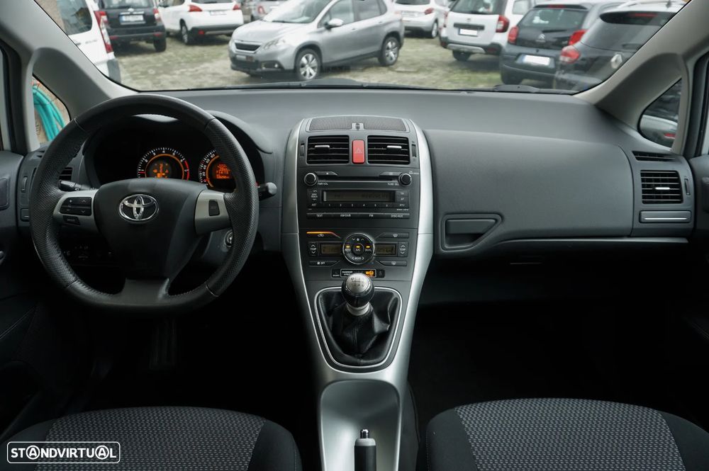 Toyota Auris 1.33 VVT-i Life+ - 23