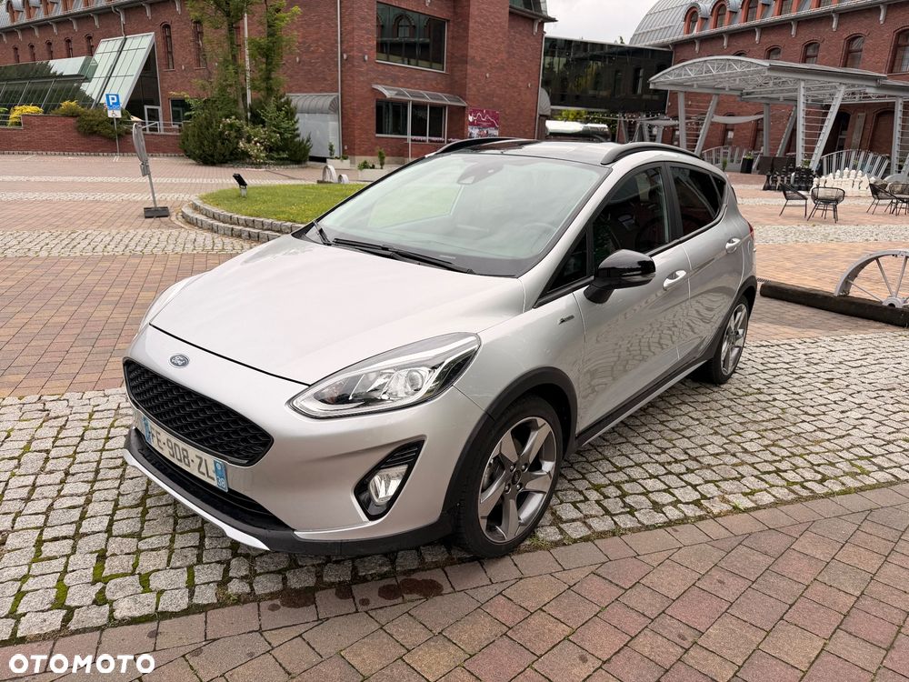 Ford Fiesta - 2