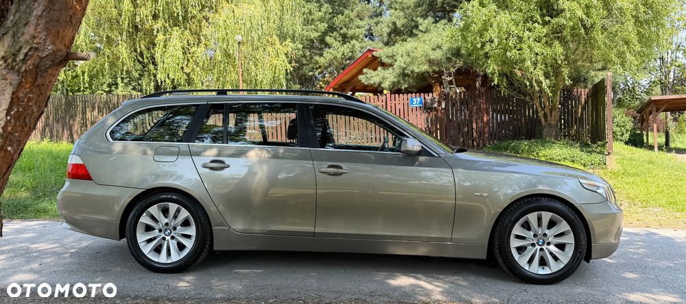 BMW Seria 5 525i - 6