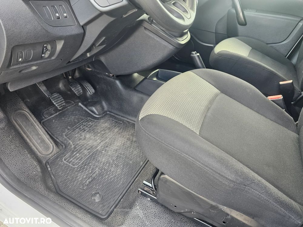 Renault Kangoo 1.5 Blue 95 ZEN - 11