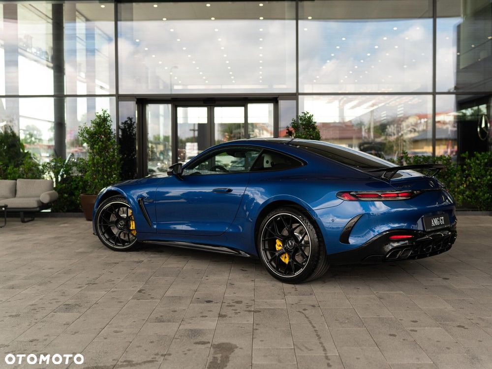 Mercedes-Benz AMG GT - 8