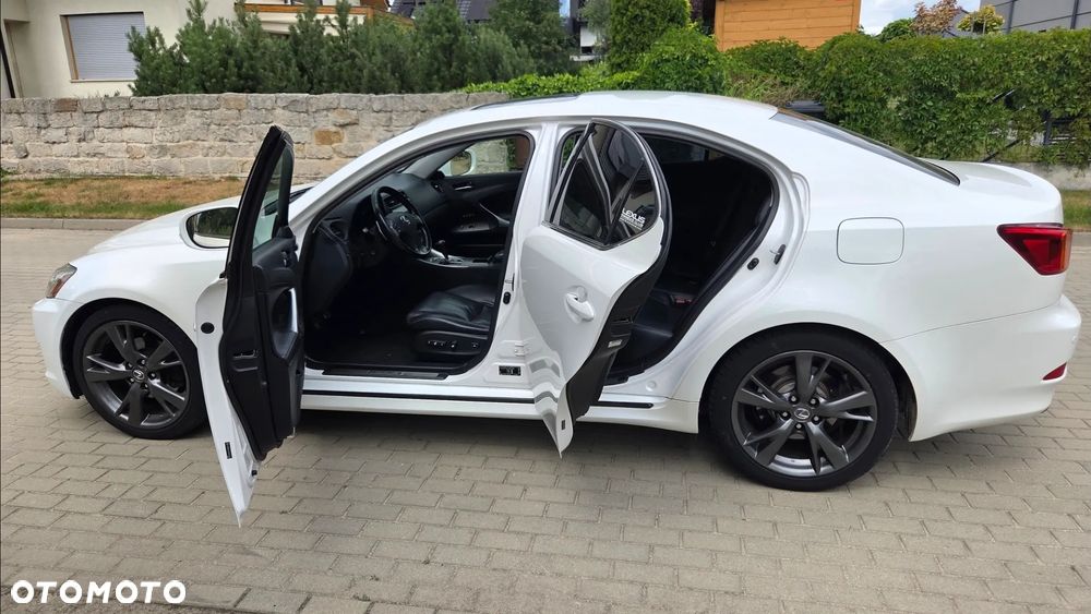 Lexus IS 250 Sport - 9