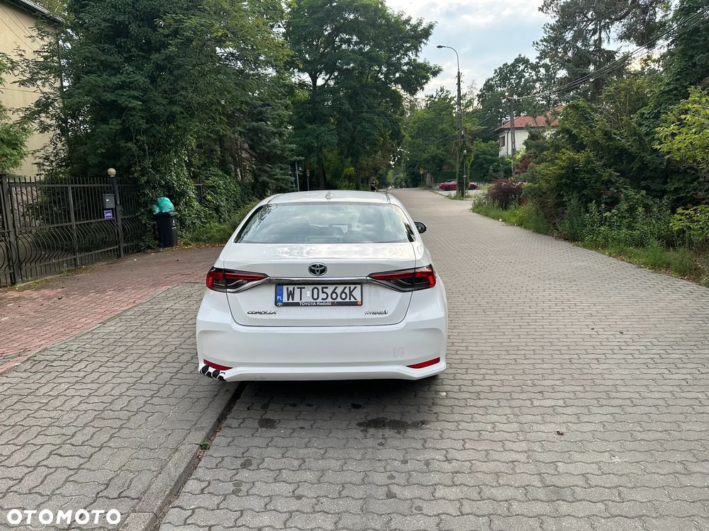 Toyota Corolla 1.8 Hybrid Comfort - 4