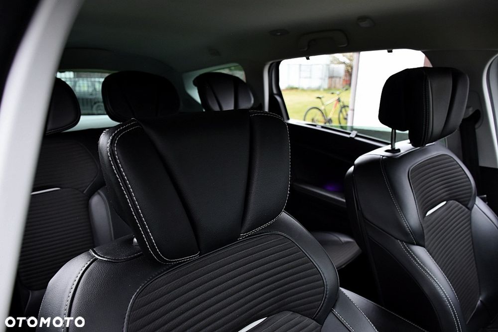 Renault Grand Scenic dCi 130 FAP Start & Stop Bose Edition - 34