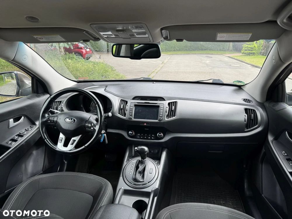 Kia Sportage 2.0 CRDI 4WD Automatik Dream-Team Edition - 12