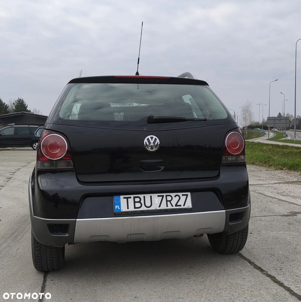 Volkswagen Polo 1.4 TDI Comfortline - 2